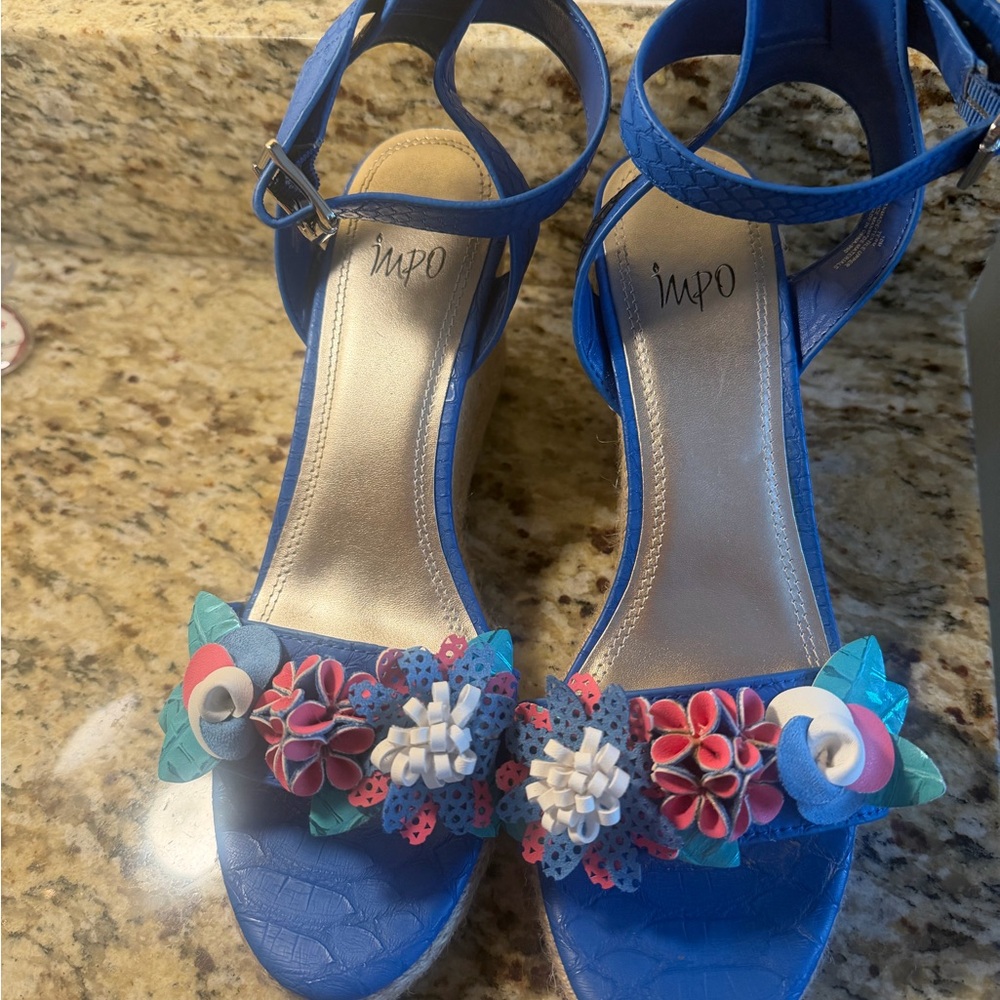 Impo Vibrant Blue beautiful Floral Sandals